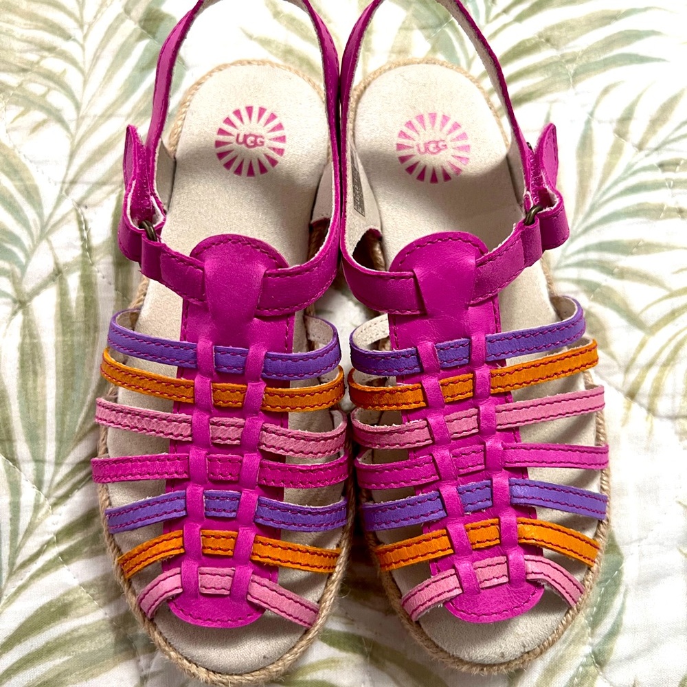 UGG girls sandals size 12